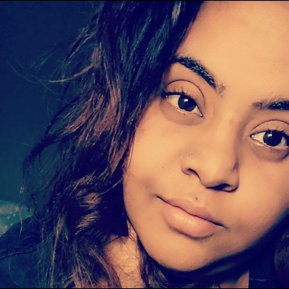 Meet your Posher, Amanda - Picture 1 of 1